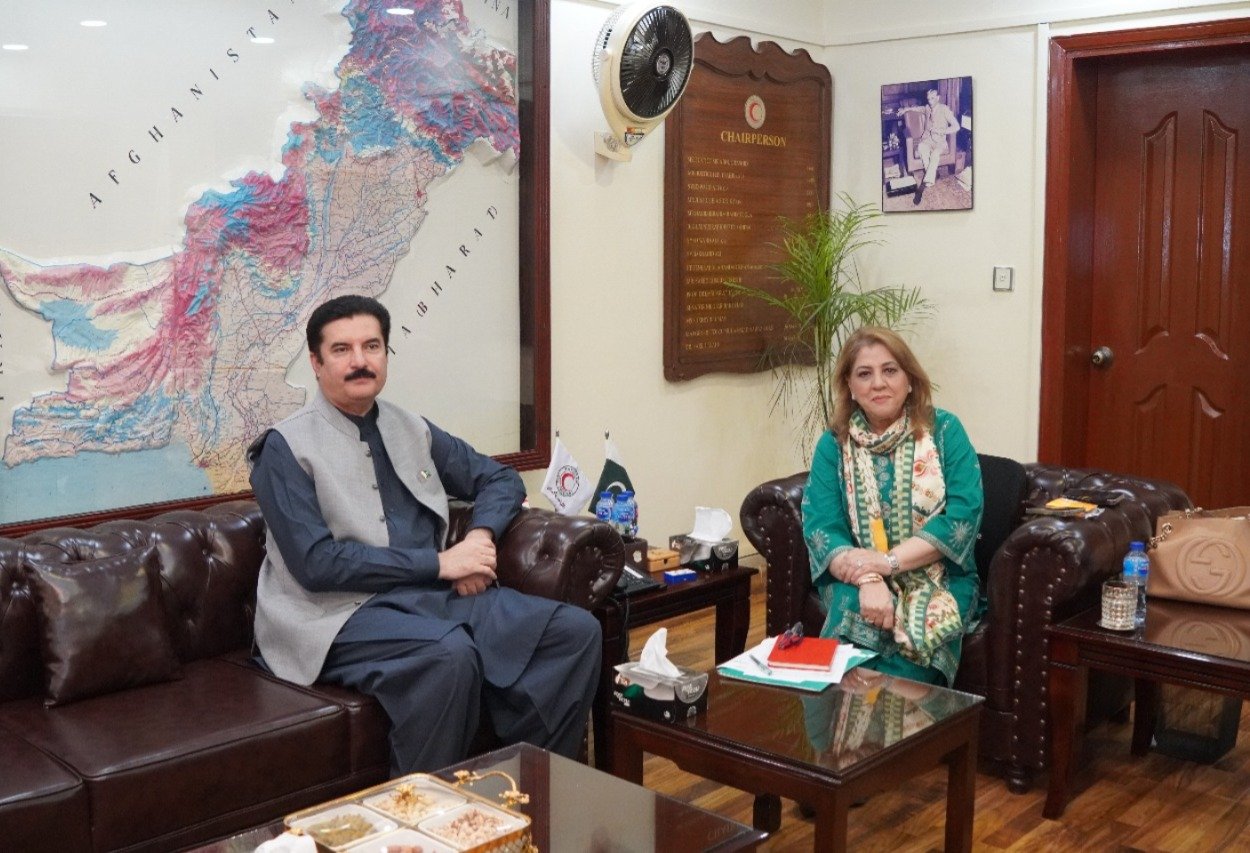 Mr Faisal Karim Kundi, visited the PRCS National Headquarters in Islamabad and met with the Honourable Chairperson PRCS, Mrs Farzhana Naek.
