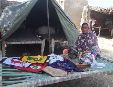 Flood victim turns aid into success.